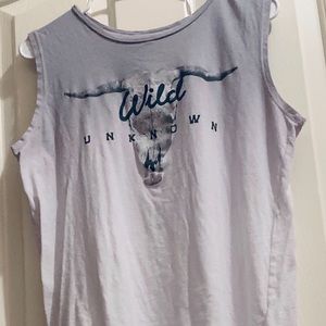 Ombré gray Muscle Tee with a Cow Scull Print